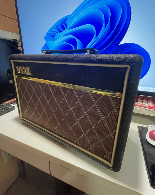 【ギタリスト用】ギターアンプ型パソコン【ギター職人によるギタリストのために製作したパソコン】