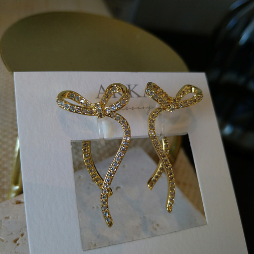 Ribbon bijou earrings リボンビジュー樹脂イヤリング樹脂ピアス