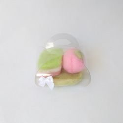 【受注制作】桃とひし餅　ひな飾り　桃の節句　羊毛フェルト　かわいい置物　春色 3枚目の画像