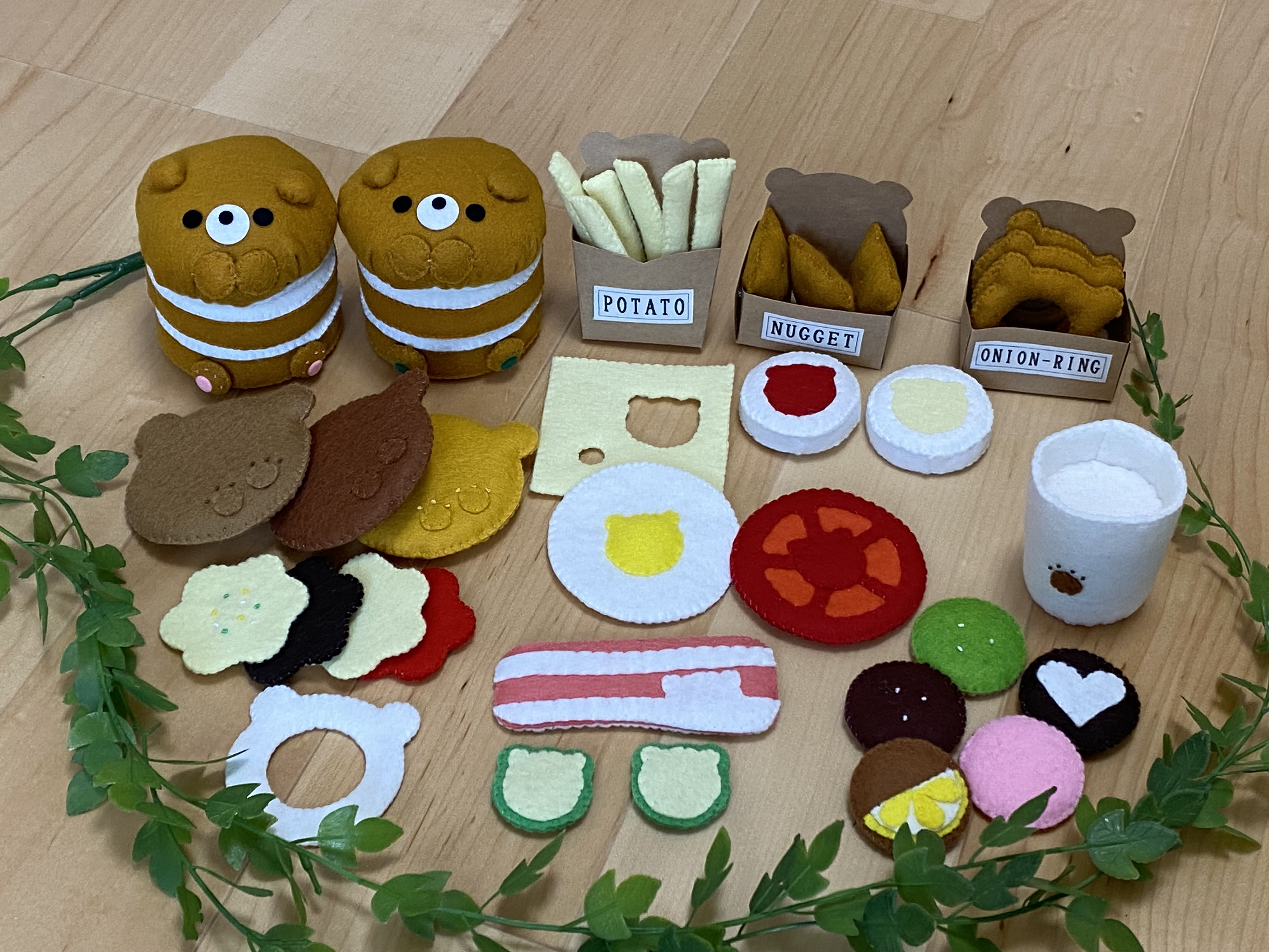 くまさんバーガー】ハンバーガーセット☆フェルト・ままごと おもちゃ