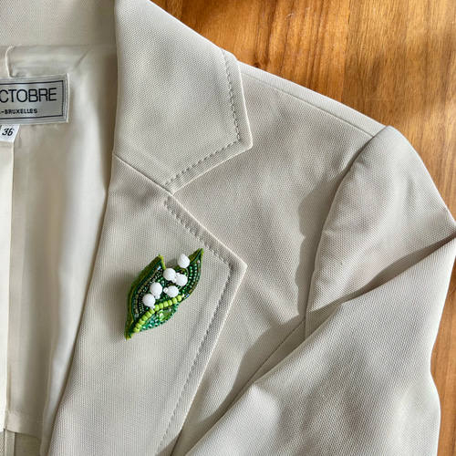 ★美品★APROSIO & CO. ビーズ スズラン ブローチ ビーズ刺繍のブローチ☆スズラン | iichi 日々の暮らしを