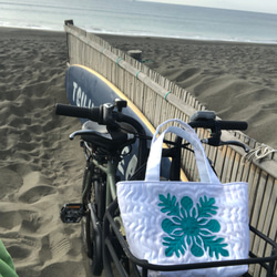 ハワイアンキルト　パンの木の小さめトートバック白グリーン　受注製作 6枚目の画像