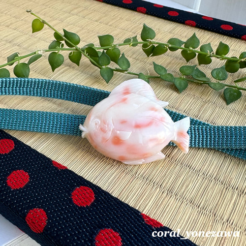 深海珊瑚でお魚の帯留 R50113H1 帯留め HANAKA花香 通販｜Creema 