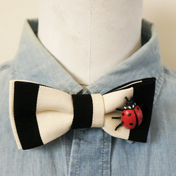 てんとう虫のチョウネクタイ・Ladybug-BOWTIE(white/black) 1枚目の画像