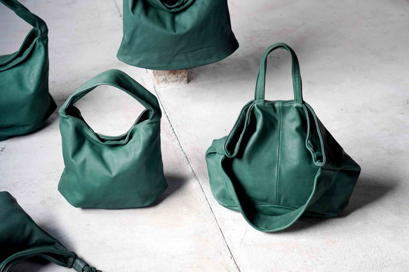 吸い付くようなタッチ感⁂軽く柔らかい2wayトートBAG・ＬＵＡ(ＬＡ００4)＃green⁂ 2枚目の画像