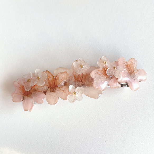 【rie.t】本物の桜 バレッタ 2枚目の画像