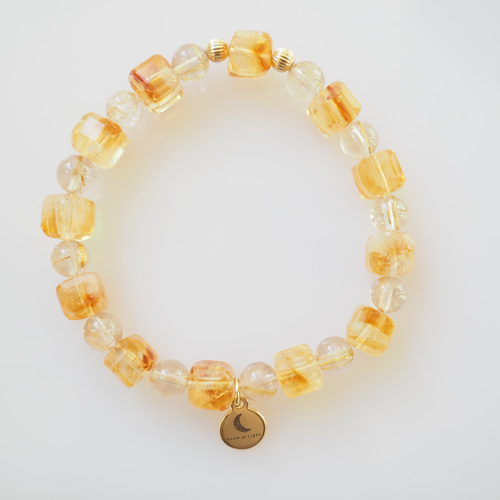 虹入り　ブレスレット　ルチルクォーツ　シトリン　高品質　ブレスレット 運気アップに⤴︎✨ルチルクォーツ・虹入りキューブシトリンの