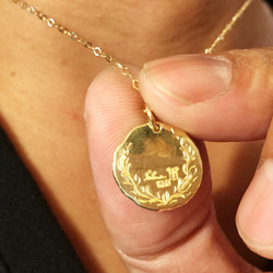 大きめでメンズらしいおすすめデザインのK18金ゴールドハンドメイド叩きメタルネックレス Gold Necklace 4枚目の画像