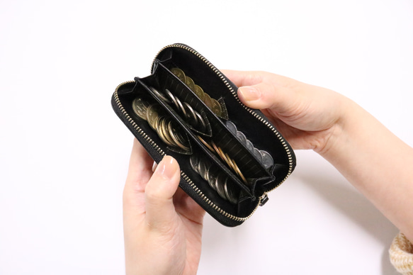 仕分ける 6ポケット小銭入れ＊ 本革 コードバン ブラック 財布 コイン