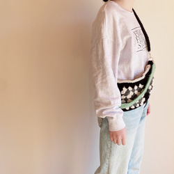 ボディバッグ（黒 x 白 x グレーxミントグリーン）crochet  ２WAY以上 手編み 2枚目の画像