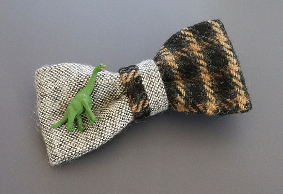 ブラキオサウルスのチョウネクタイ・Brachiosaurus-BOWTIE(tweed/check) 4枚目の画像