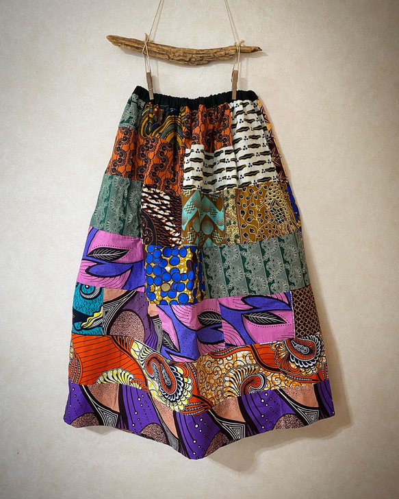 パーニュのパッチワークスカート 1枚目の画像