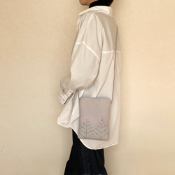 グレートーンのフェルトウールバッグ　#yoakenomori 2枚目の画像