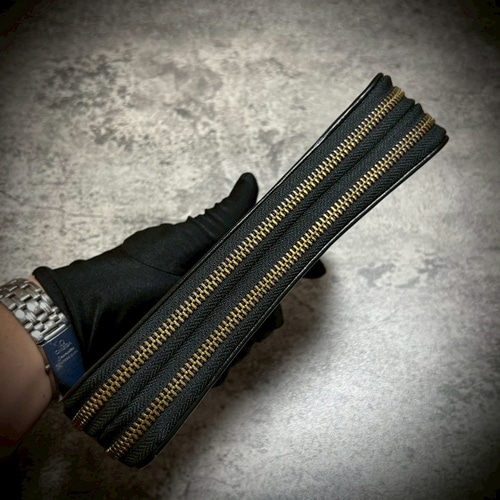 スティングレイ ダブルファスナー　長財布 圧倒的な収納力 スティングレイ ダブルファスナー 長財布