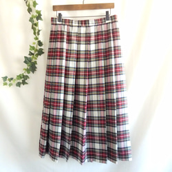 ウールのソフトプリーツスカート　　タータンチェック　赤・オフホワイト・グリーン・ブラック　サイズ変更可　裏地付き 1枚目の画像