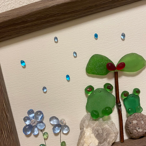 WOL.S シーグラスアート 雨やどりする仲良しカエル その他 WOL.S シーグラスアート 雨やどりする仲良しカエル その他