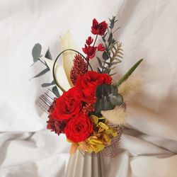 赤系カラーのブーケ：ギフトにもおすすめ！ドライ・プリザーブドフラワーの立てたまま飾れる自立する花束 11枚目の画像