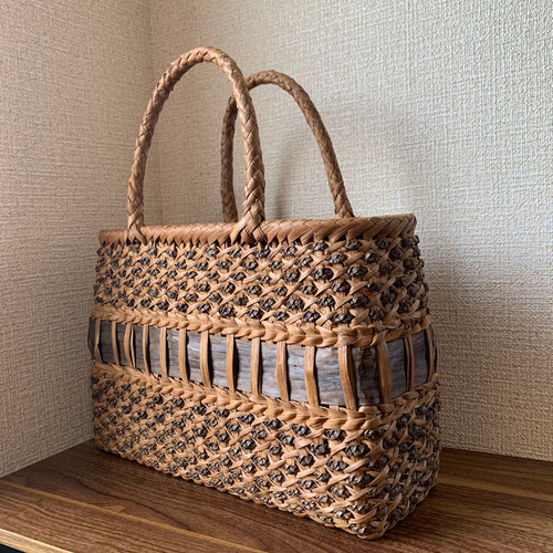 山葡萄と胡桃 山葡萄籠バッグ 胡桃籠バッグ 手作り 山葡萄かごバッグ