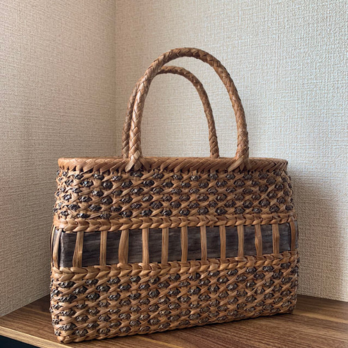 山葡萄と胡桃 山葡萄籠バッグ 胡桃籠バッグ 手作り 山葡萄かごバッグ