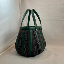 革と古布のパッチワークバッグ（グリーンの革＋紬） No.01016-11 2枚目の画像