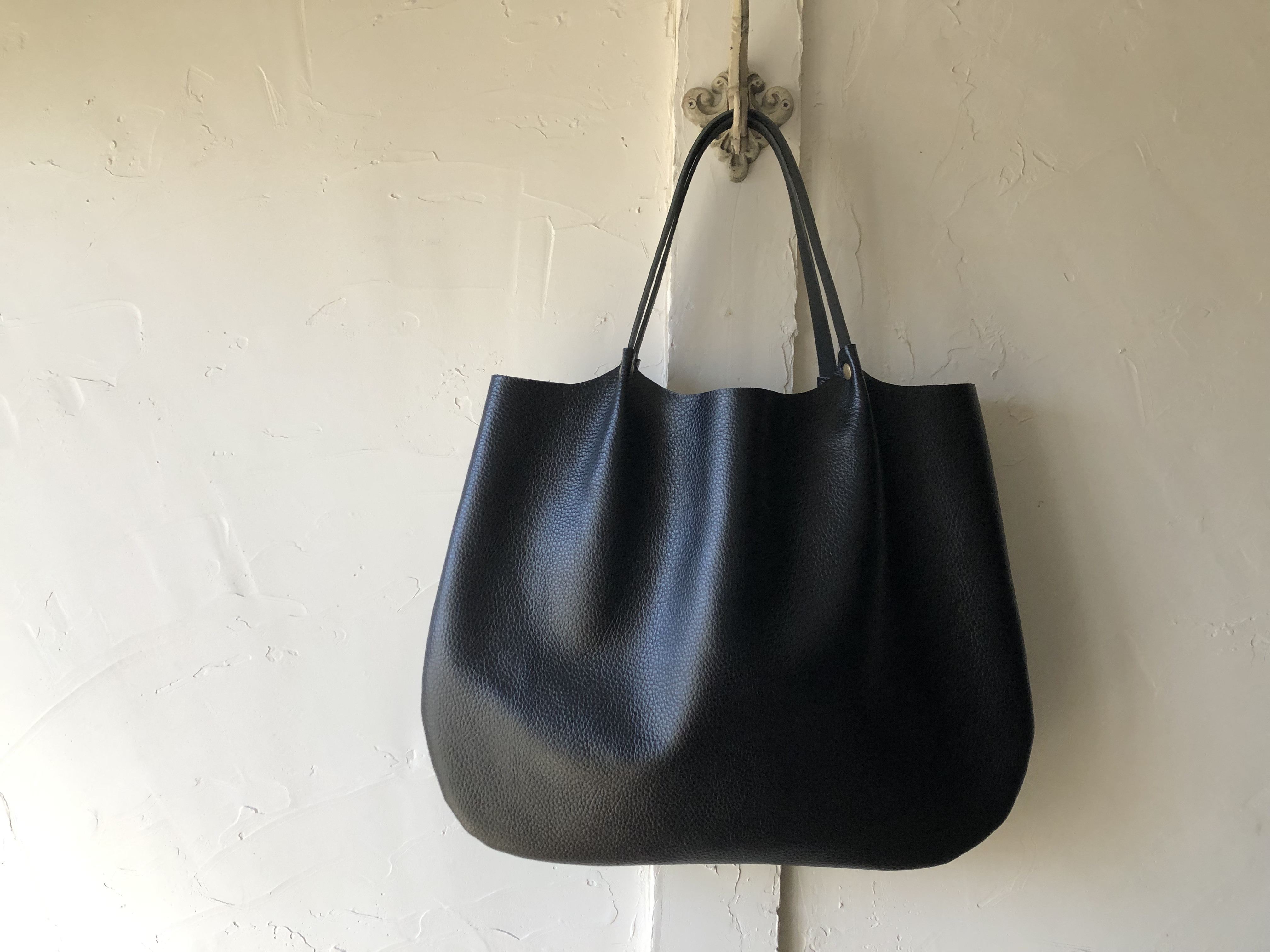 日本製　コロンと本革トートバッグ3L ：黒　ブラック