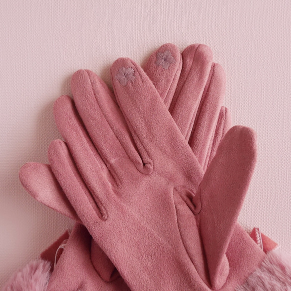 【即納1点のみ】リボンとファーの手袋Lサイズ（ピンク）ラビットファー　ベルベット　パール　グローブ　スエード 3枚目の画像