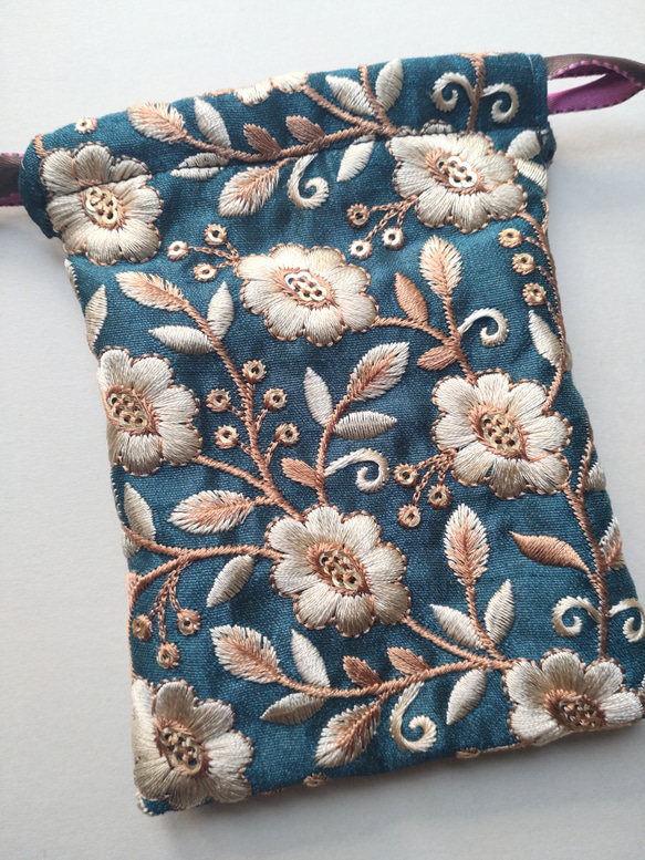 インド刺繍リボンのミニ巾着 9枚目の画像