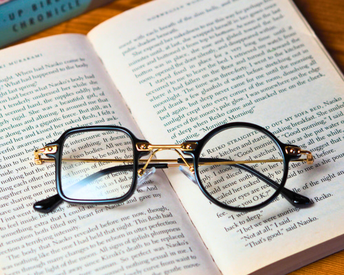 丸四角眼鏡 ジオメトリック型クラシックフレーム｜ブラック メガネ 杏