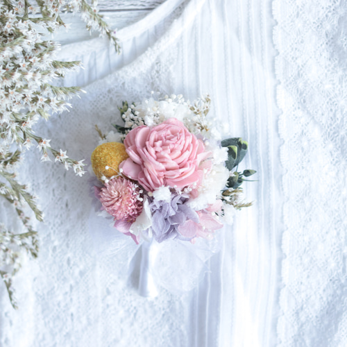 真っ白なお花と小花のコサージュ 小花ブーケコサージュ」ソーラー  