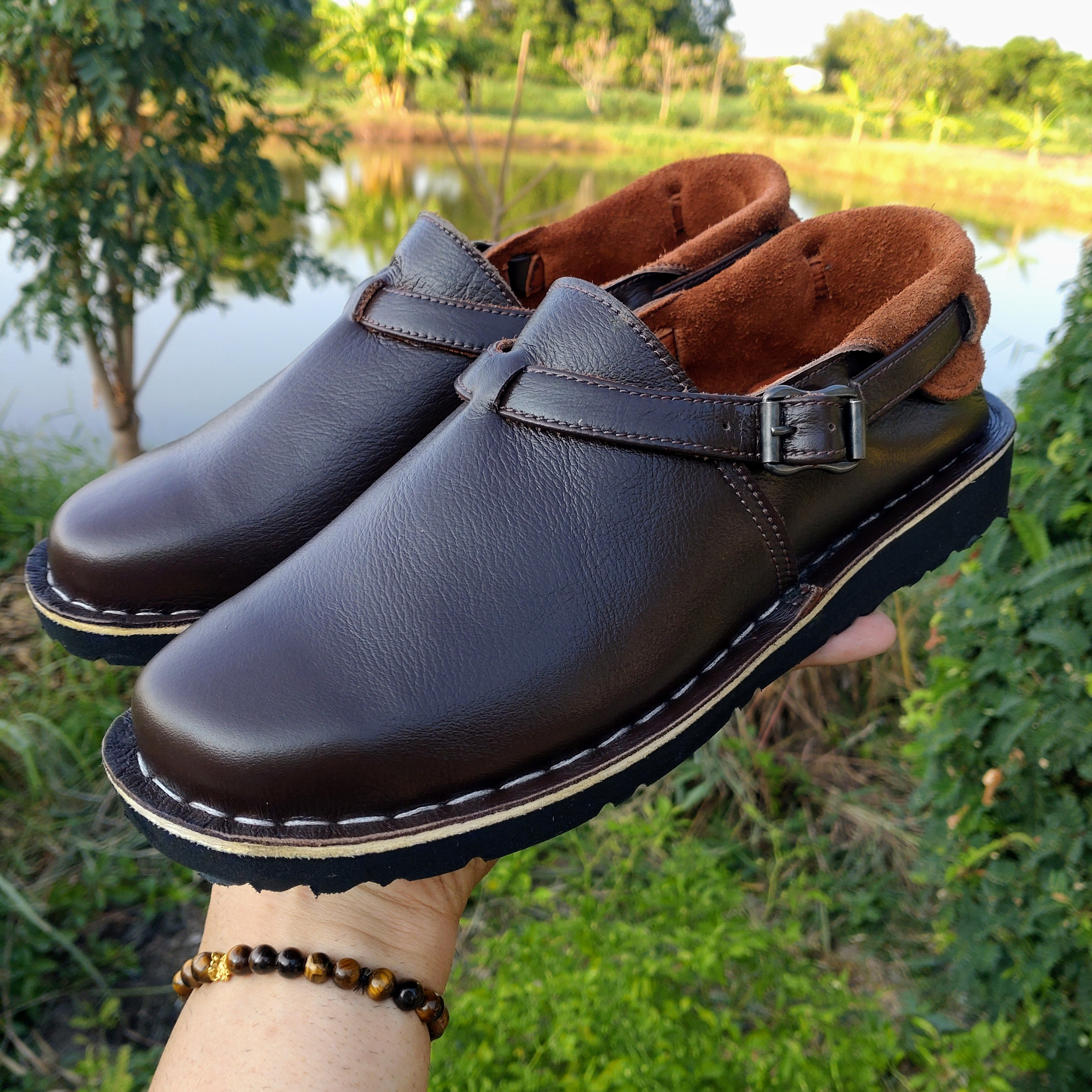 ◇ブラウン◇無料サイズ調整◇色変更可◇超軽量200g◇脱ぎ履き楽◇23cmから29cm◇