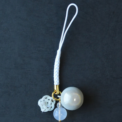 【完全受注製作】“あなただけのための”ムーンクォーツ＋梅結び＋水琴鈴の根付 6枚目の画像