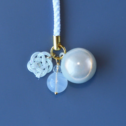 【完全受注製作】“あなただけのための”ムーンクォーツ＋梅結び＋水琴鈴の根付 2枚目の画像