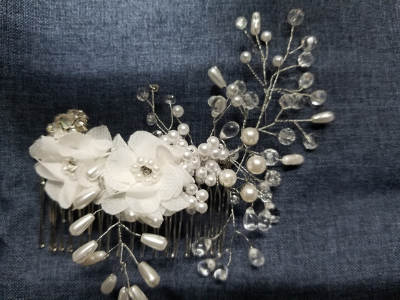 ヘアーコーム 白い花二個セット 3枚目の画像