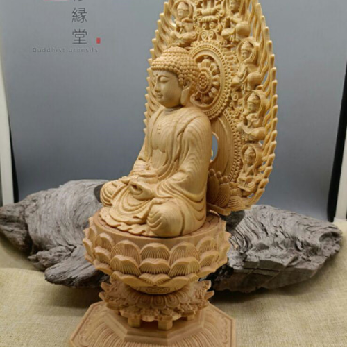 木造 極上品 釈迦如来 置物 高21cm 木造 極上品 釈迦如来 置物 高21cm