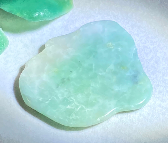 長寿の御守り✨　糸魚川　翡翠　原石　ジェダイド　タンブル 糸魚川 ✨ 翡翠 原石 ジェダイド タンブル 天然石 東洋占星術師