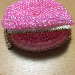 キラキラビーズのコインケース　ピンクピンク 2枚目の画像