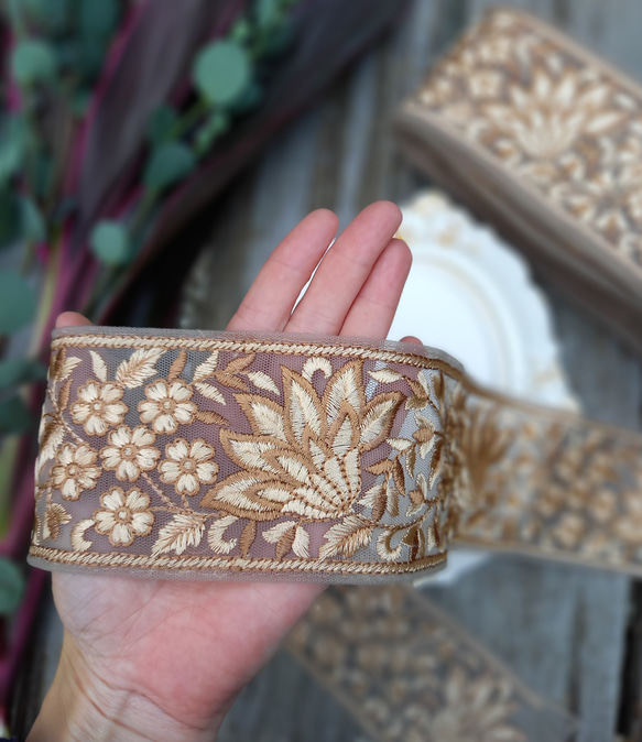 痛くなりにくい柔らかヘアターバン(インド刺繍リボンno.178仕様・大輪と小花・ヘアバンド・カチューシャ) 8枚目の画像