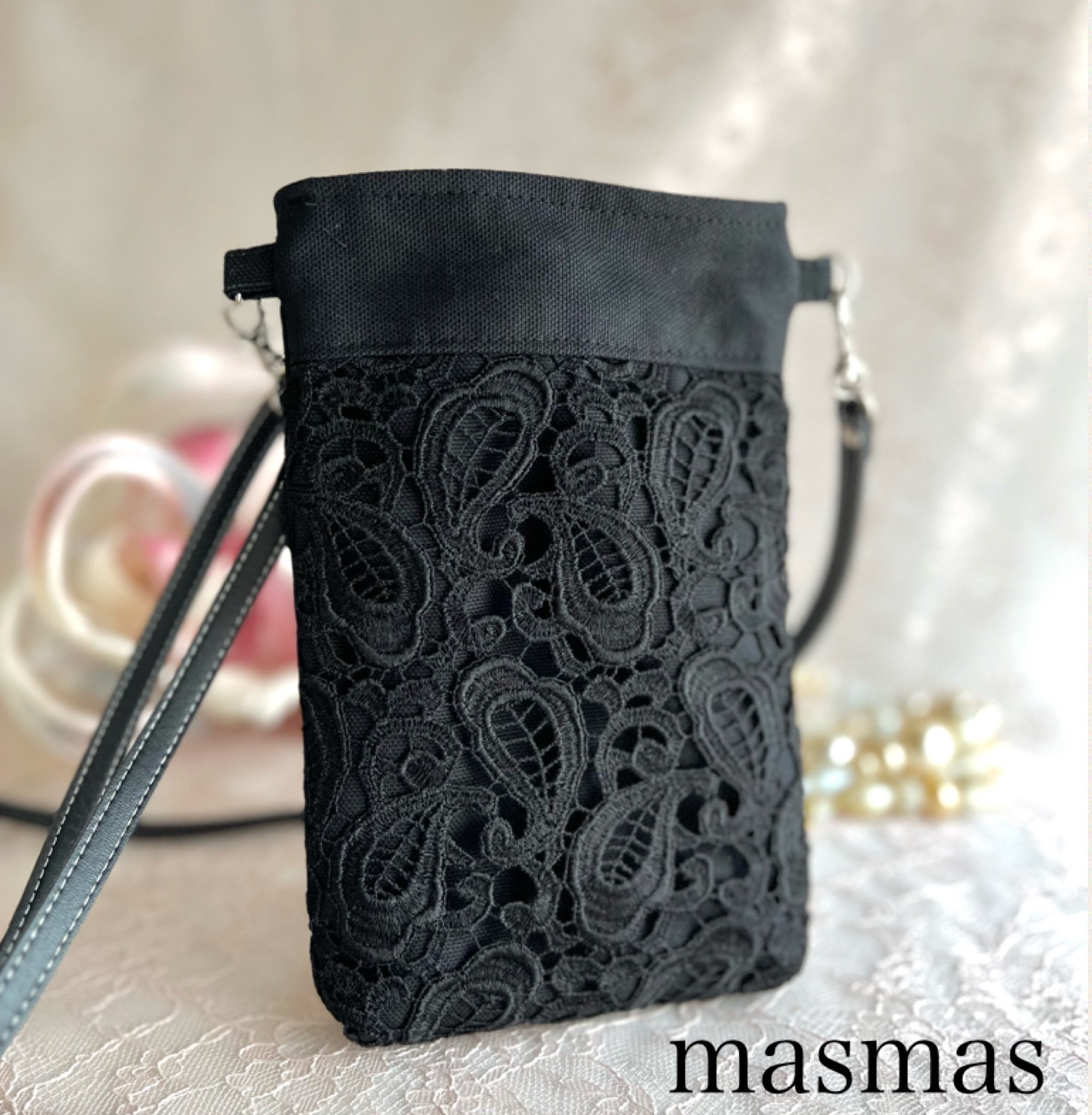 送料無料中❤️ペイズリー柄高級レース❤️おしゃれスマホショルダー❤️卒業式　入学式　冠婚葬祭❤️贈り物　お着物にも