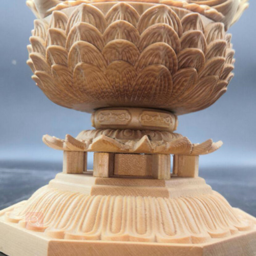 【修縁堂】 鎮宅辟邪 蓮華丸台座 浄瓶観音 木彫仏教 仏教工芸品 彫刻 仏像 三宝仏 薬師仏·八角蓮華丸台座 木彫供養仏 仏教縁起物 祈願