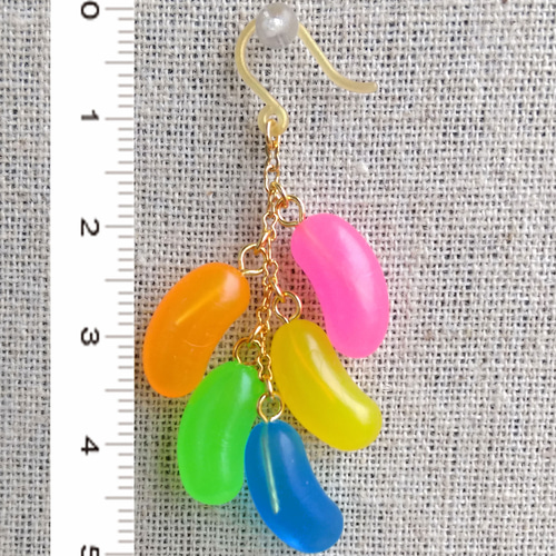 ゆらゆら☆ゼリービーンズピアス（樹脂フック） ピアス（フック