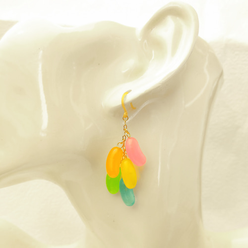 ゆらゆら☆ゼリービーンズピアス（樹脂フック） ピアス（フック
