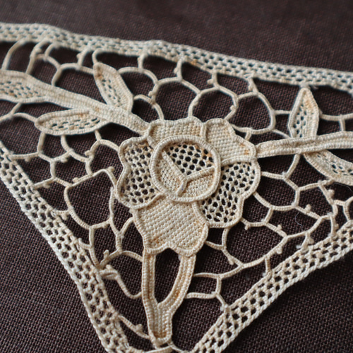 フランス 17×13㎝ アンティークモチーフレース B588 レース vmt