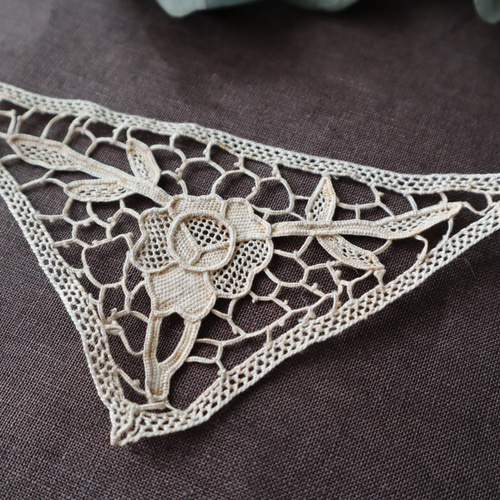 フランス 17×13㎝ アンティークモチーフレース B588 レース vmt