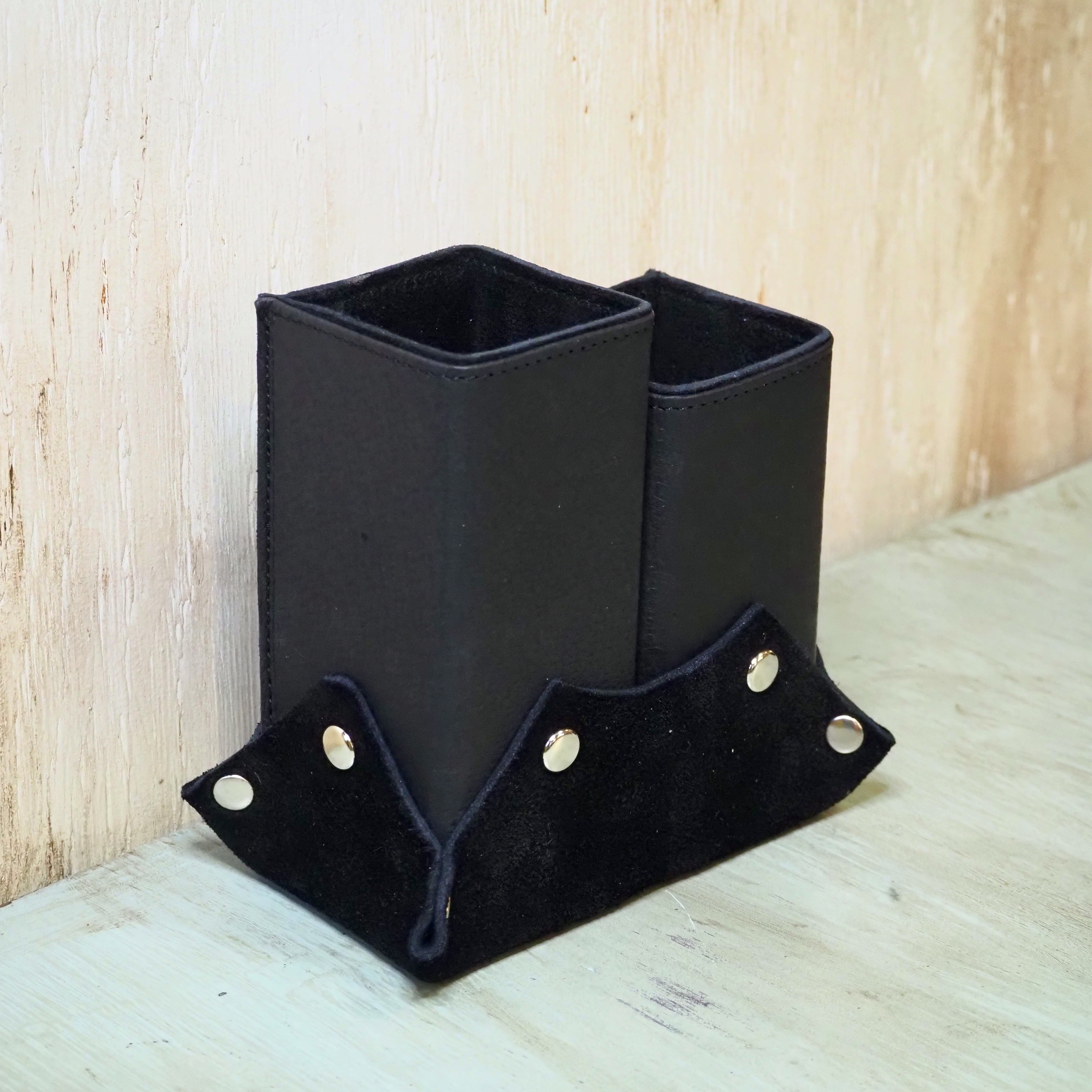 MSW-1 本革スエード Wメガネスタンド ブラック ペンスタンドにも レザーワーク ハンドメイド