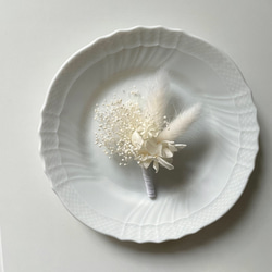 かすみ草コサージュ　-white series- 2枚目の画像