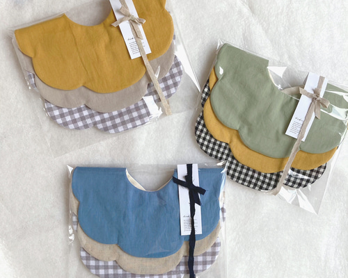 出産祝いにオススメ＊* スタイ3枚set もくもく シンプル ギフト