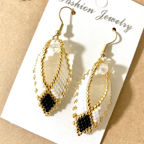 デリカビーズ織りのデザインピアス ピアス（フック・チェーン） hiro