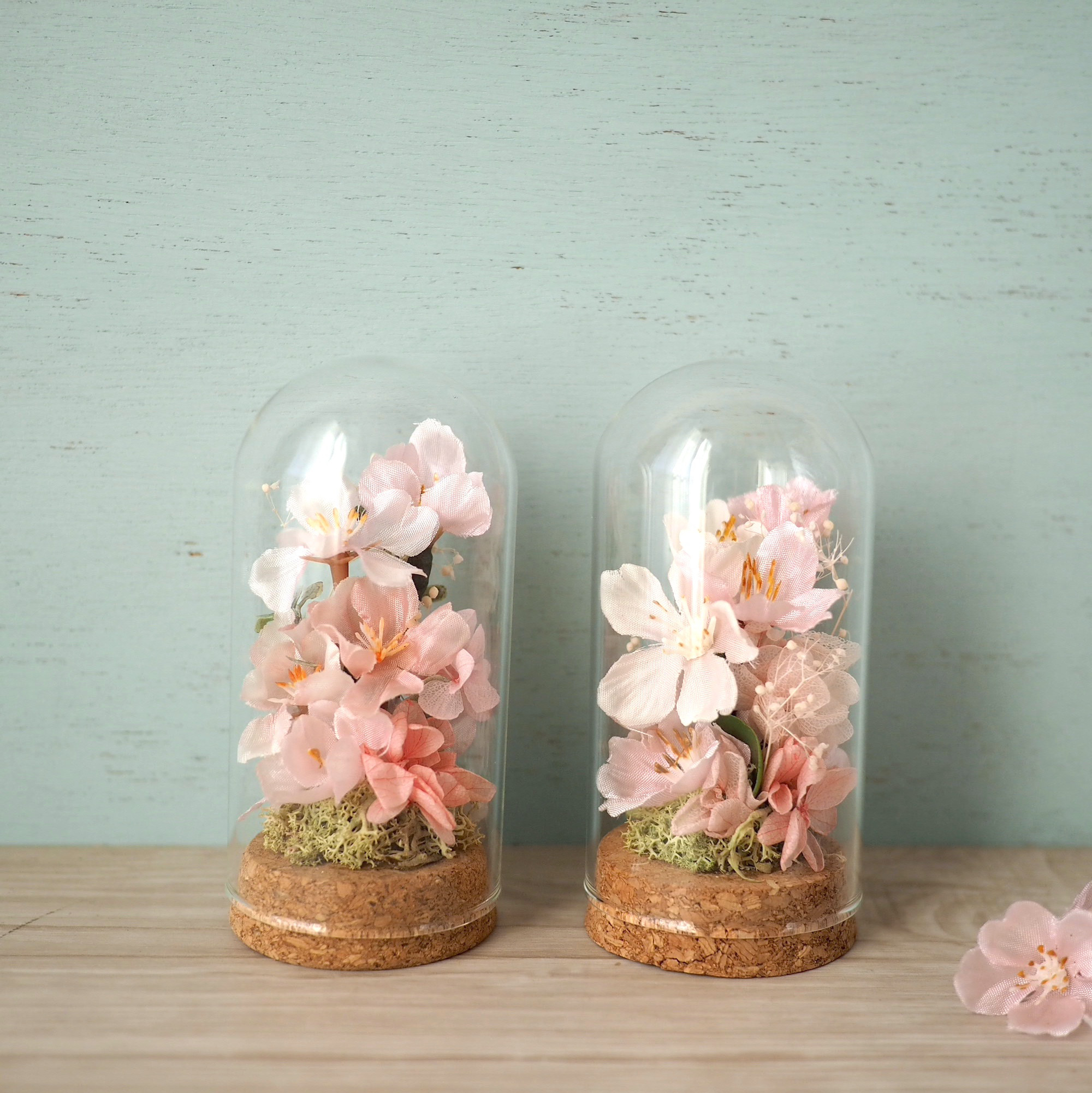 8月24日までの出品 ガラス 花模様 2枚組 8月24