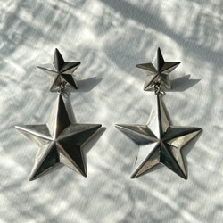 star dangle earrings 3枚目の画像