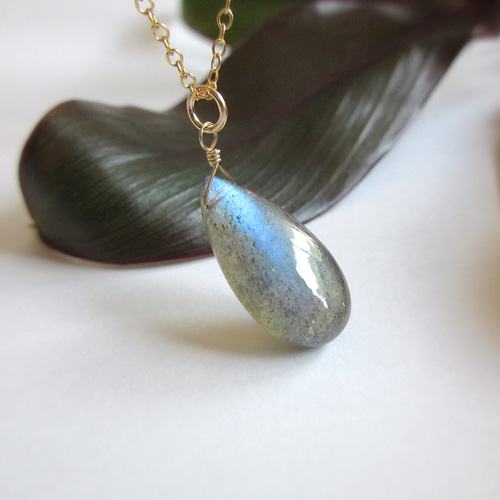 美粒】18mm大粒「ラブラドライト」スムースドロップ14kgf